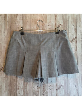Big girls Angel Kiss Grey Pleated Skort Size L
